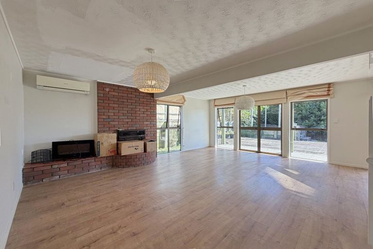Photo of property in 7 Janome Place, Bucklands Beach, Auckland, 2014