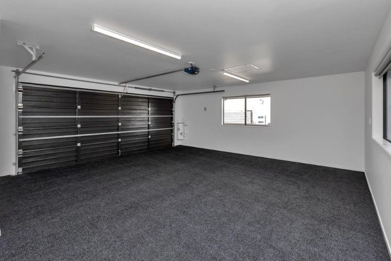 Photo of property in 116 Barbados Way, One Tree Point, 0118