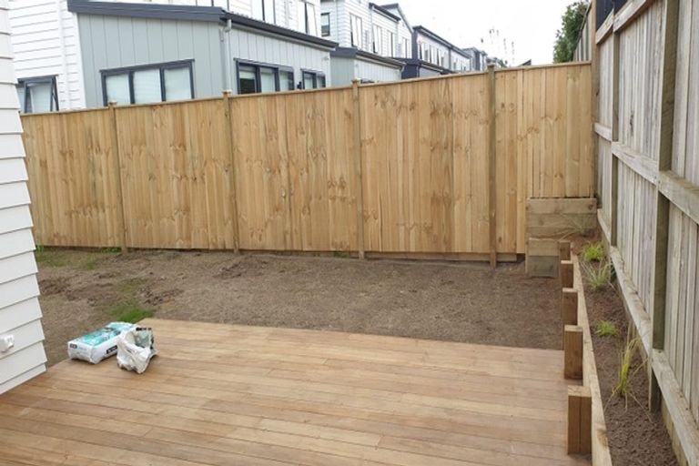 Photo of property in 21 Kabardin Street, Karaka, Papakura, 2113