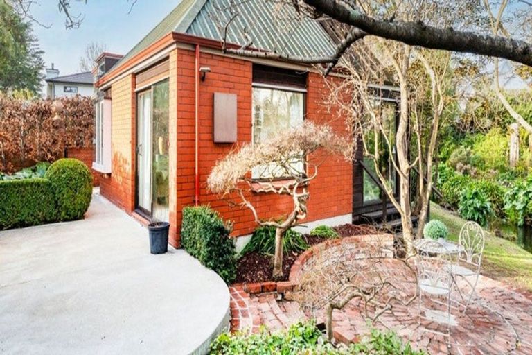 Photo of property in 14a Glandovey Road, Fendalton, Christchurch, 8052