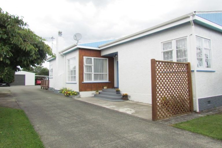 Photo of property in 38 Quinn Road, Levin, 5510