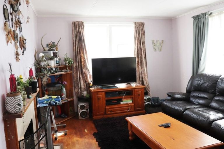 Photo of property in 74 Te Puea Avenue, Meremere, Mercer, 2474