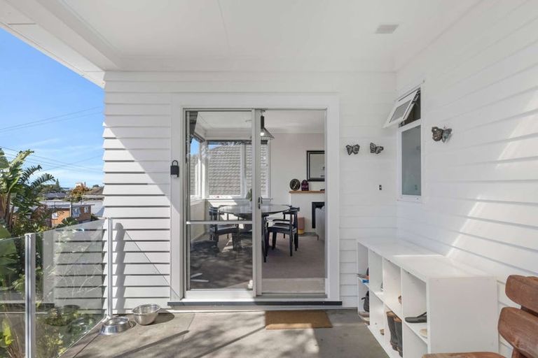 Photo of property in 223 Powderham Street, New Plymouth, 4310