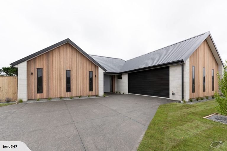 Photo of property in 7 Kingsdowne Drive, West Melton, 7618