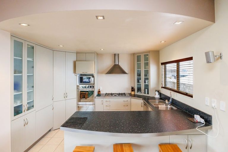 Photo of property in 28 Taonui Street, Palmerston North, 4410