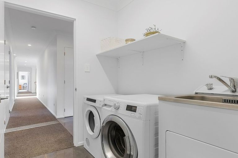 Photo of property in 13 Westpark Boulevard, Rangiora, 7400