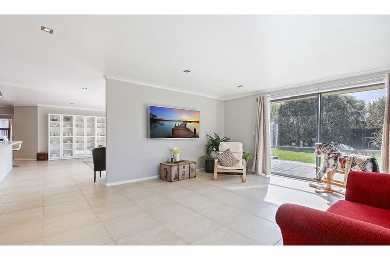 Photo of property in 107 High Street, Oxford, 7430