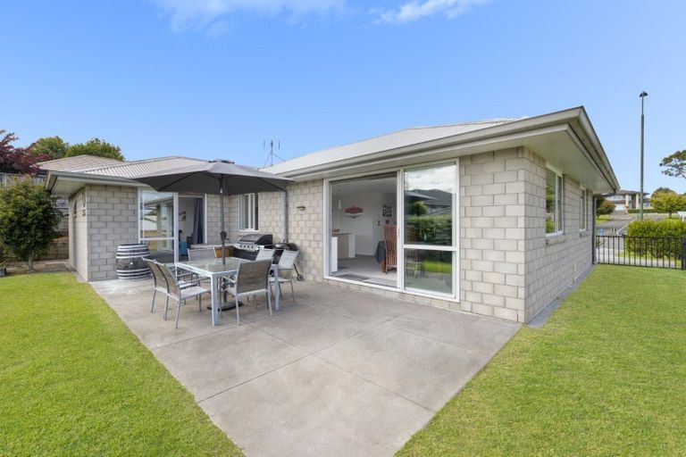 Photo of property in 128 Rowesdale Drive, Ohauiti, Tauranga, 3112