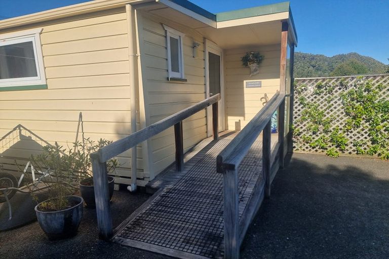 Photo of property in 7 Hampden Street, Murchison, 7007