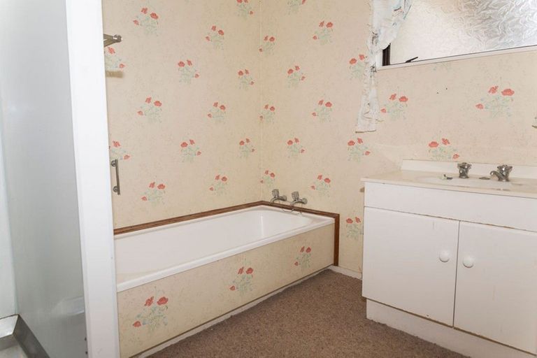 Photo of property in 9a Mcphee Street, Dannevirke, 4930