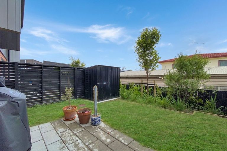 Photo of property in 5/85 Selo Street, Glen Eden, Auckland, 0602