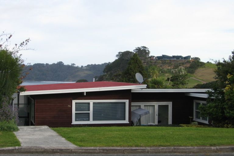 Photo of property in 24 Barrier View Road, Leigh, 0985