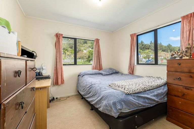 Photo of property in 2 Cromarty Place, Papakowhai, Porirua, 5024