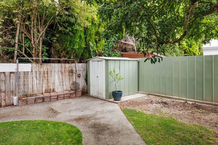 Photo of property in 1 Ranara Court, West End, Palmerston North, 4410