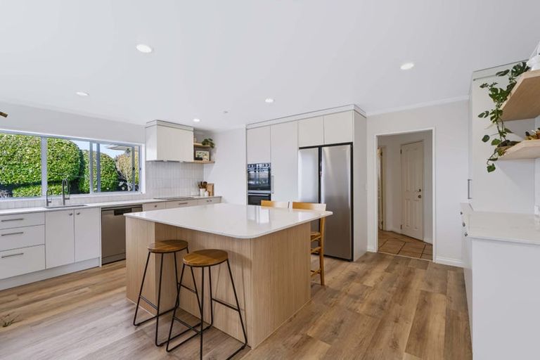 Photo of property in 24 Culzean Grove, Bell Block, New Plymouth, 4312