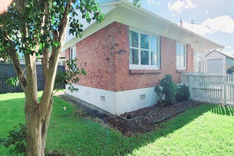 Photo of property in 9 Otuhiwai Crescent, Tikipunga, Whangarei, 0112