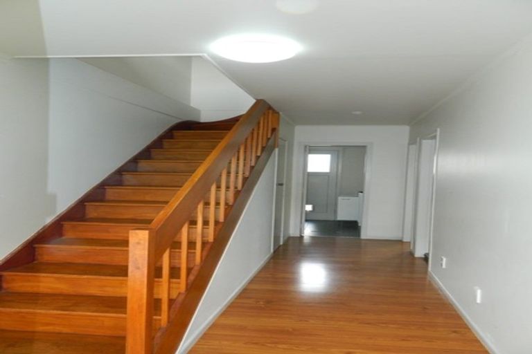 Photo of property in 5/18 Lambley Road, Titahi Bay, Porirua, 5022