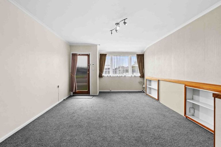 Photo of property in 16 Shearer Place, Pirimai, Napier, 4112