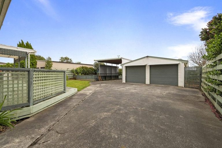 Photo of property in 36 John F Kennedy Drive, Milson, Palmerston North, 4414