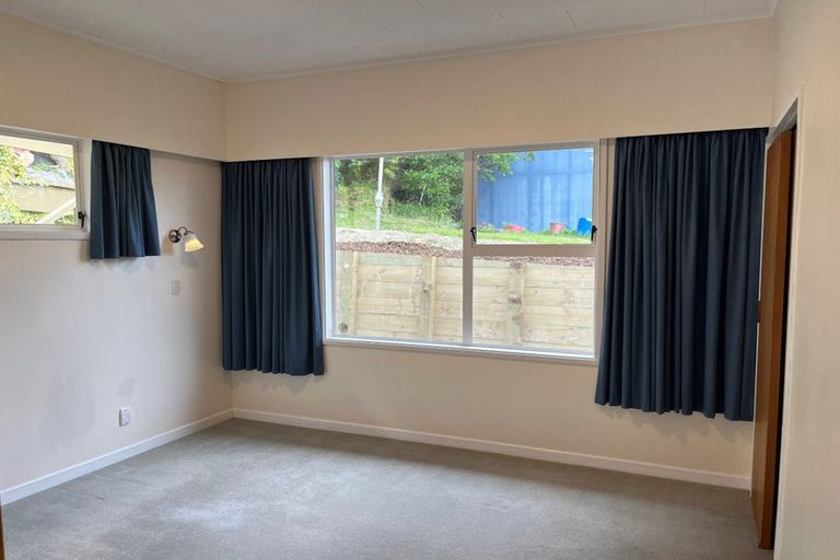 Photo of property in 13 Ocean Parade, Pukerua Bay, 5026