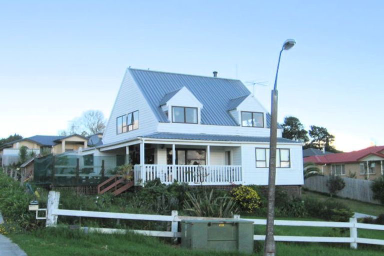 Photo of property in 44 Matija Place, Red Beach, 0932