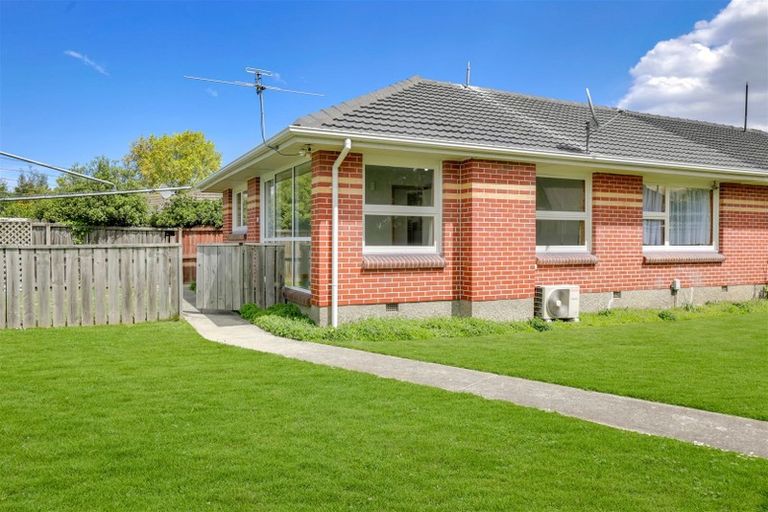 Photo of property in 1/3 Trist Place, Edgeware, Christchurch, 8013