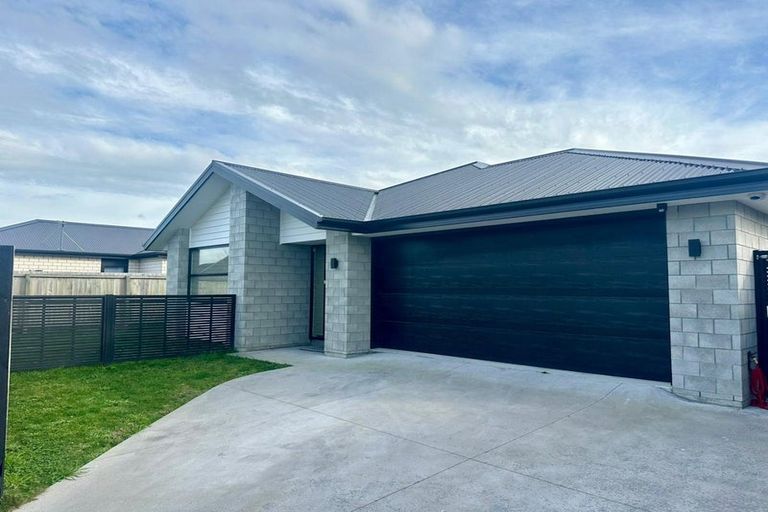 Photo of property in 5 Jimbo Lane, Rolleston, 7615
