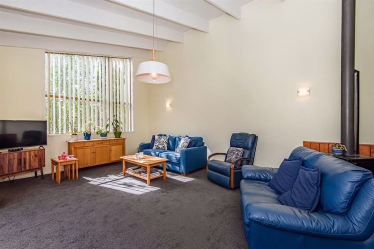 Photo of property in 101 Stapleford Crescent, Browns Bay, Auckland, 0630