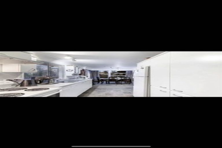 Photo of property in 102 Gills Road, Bucklands Beach, Auckland, 2014