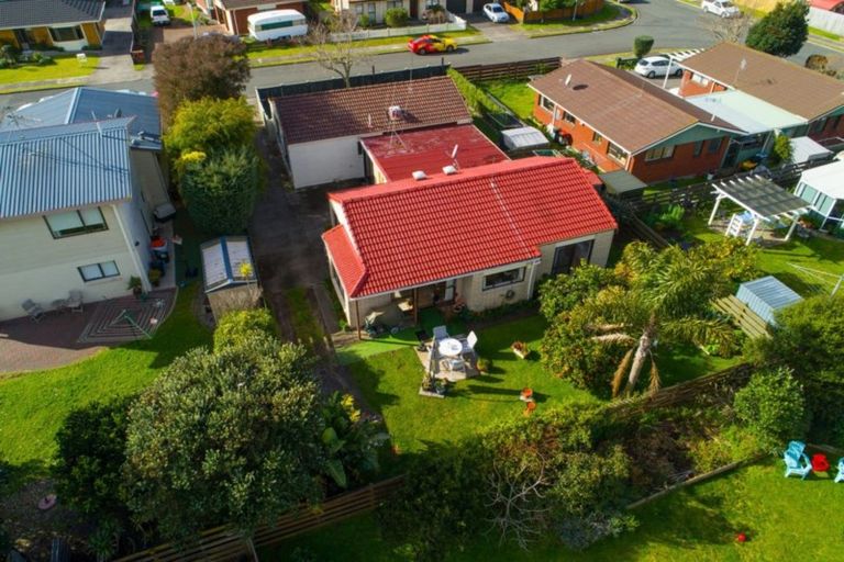 Photo of property in 3b Compton Place, Mount Maunganui, 3116