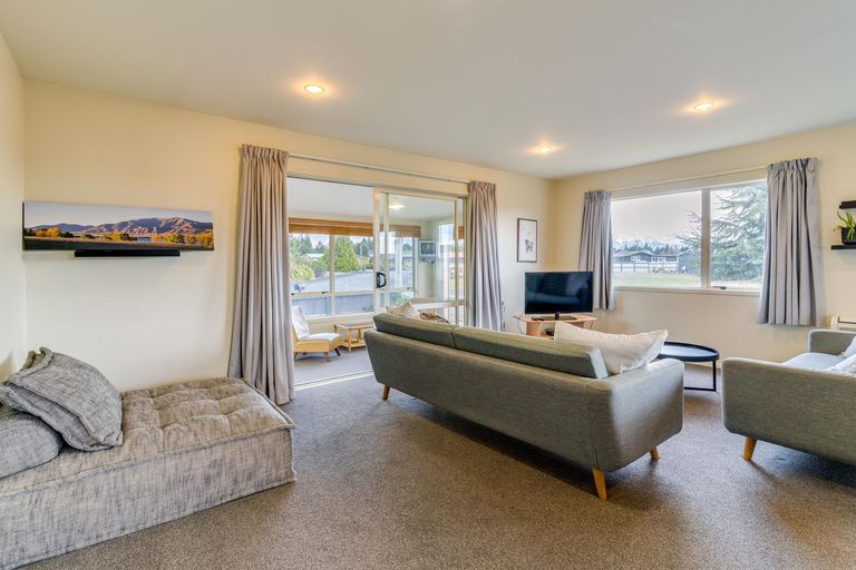 Photo of property in 45 Totara Drive, Twizel, 7901