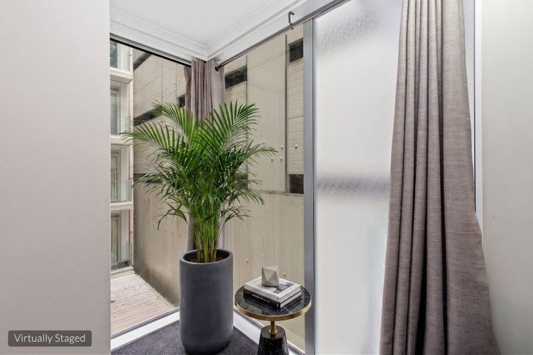 Photo of property in Monvie Apartments, 212/15 Holland Street, Te Aro, Wellington, 6011