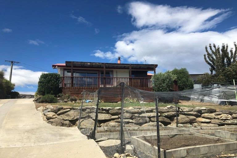 Photo of property in 68 Hopkins Street, Luggate, Cromwell, 9383