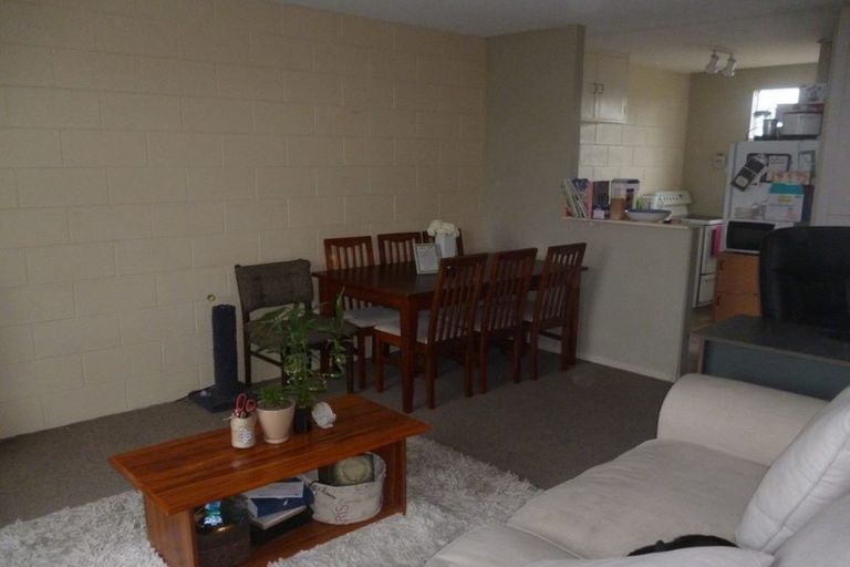 Photo of property in 5/27 Whitmore Street, Edgeware, Christchurch, 8013