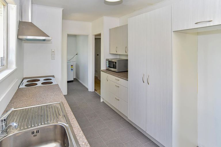 Photo of property in 16 Orchard Rise, Rosehill, Papakura, 2113