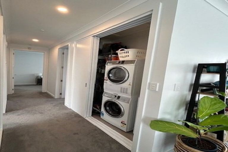 Photo of property in 258 Birkdale Road, Birkdale, Auckland, 0626