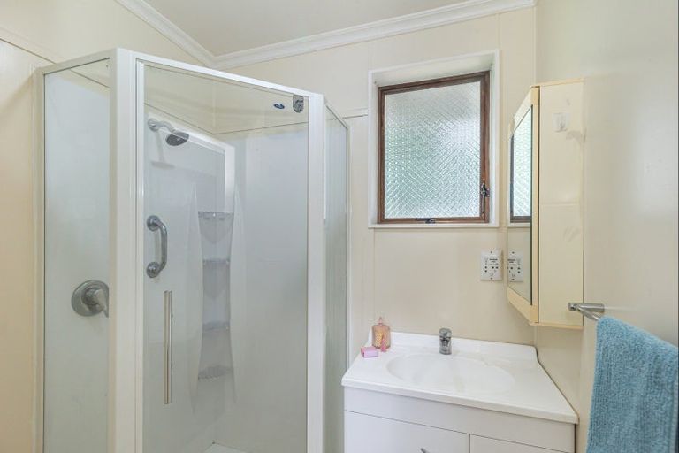 Photo of property in 18 Hereford Street, Levin, 5510