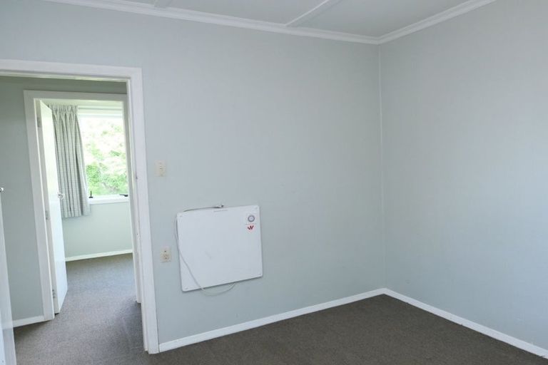 Photo of property in 22a Sussex Street, Levin, 5510