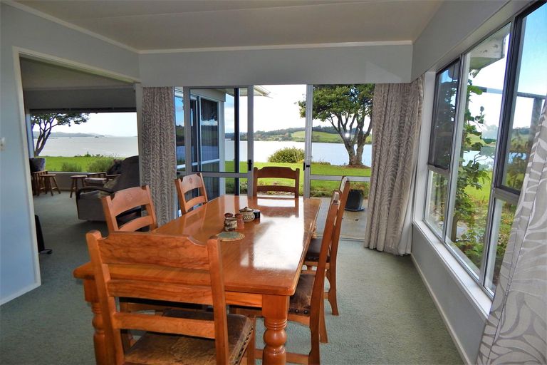 Photo of property in 8 Paretu Drive, Kerikeri, 0294