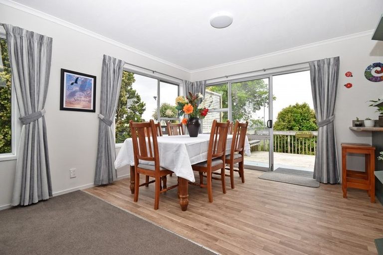 Photo of property in 2/90 Rosier Road, Glen Eden, Auckland, 0602