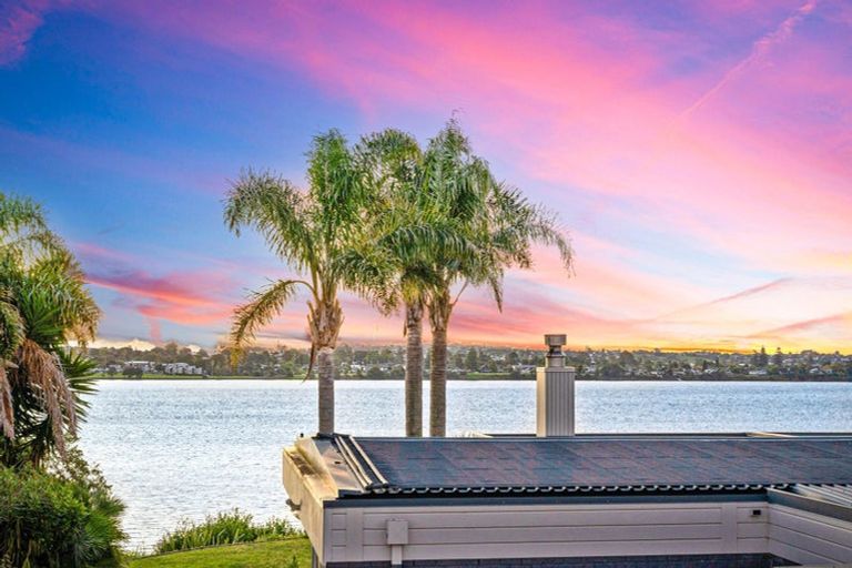 Photo of property in 1/16 Oleander, Farm Cove, Auckland, 2012