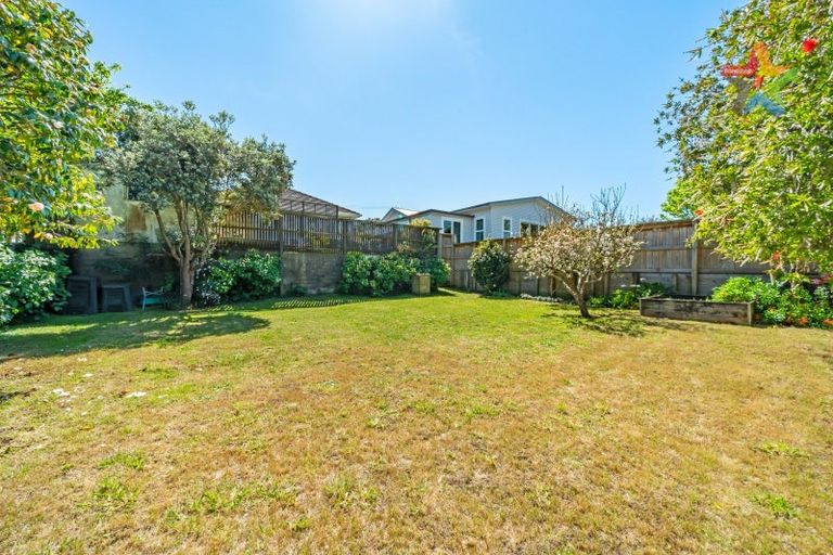 Photo of property in 21 Kingston Street, Boulcott, Lower Hutt, 5011