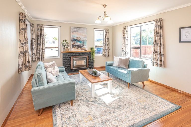 Photo of property in 27 Konini Street, Tawhero, Whanganui, 4501