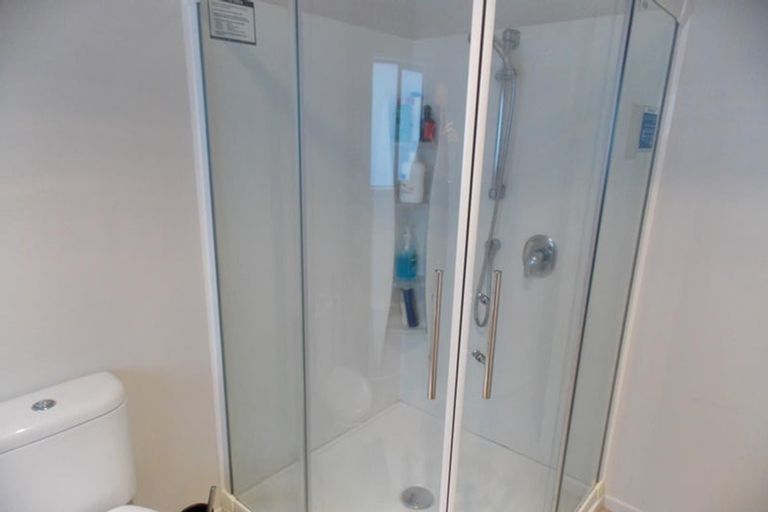 Photo of property in 2/368 Stokes Valley Road, Stokes Valley, Lower Hutt, 5019