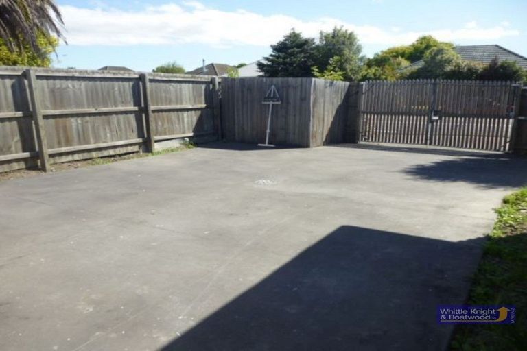 Photo of property in 2 Suva Street, Upper Riccarton, Christchurch, 8041