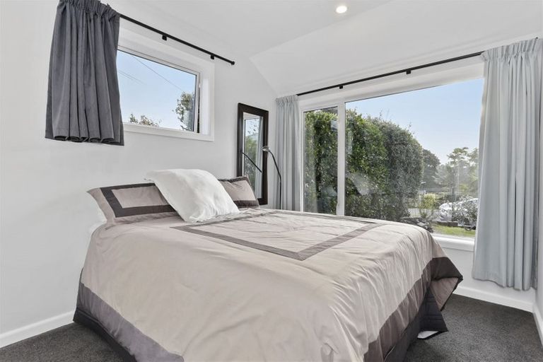 Photo of property in 1/84 Birkenhead Avenue, Birkenhead, Auckland, 0626