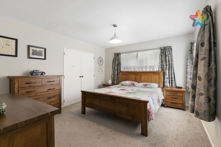 Photo of property in 3/12 Raukawa Street, Stokes Valley, Lower Hutt, 5019