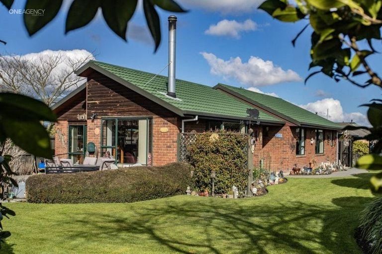 Photo of property in 16 Matthews Street, Kaiapoi, 7630