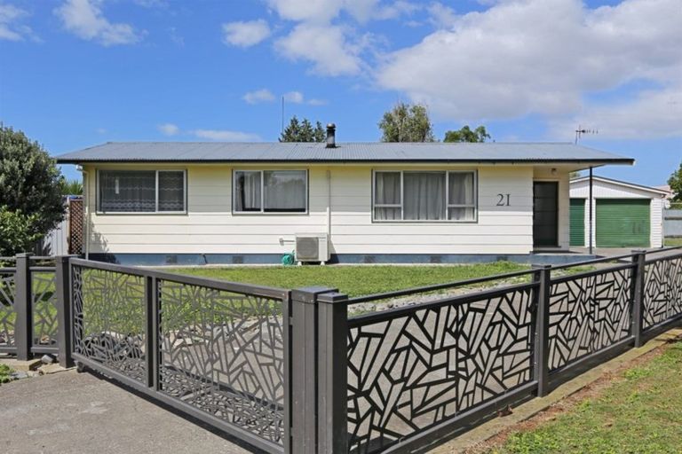 Photo of property in 21 Bowden Place, Whakatu, Hastings, 4102
