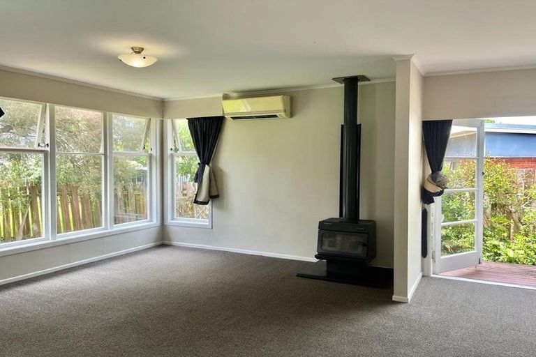 Photo of property in 1/16 Duncan Avenue, Te Atatu South, Auckland, 0610